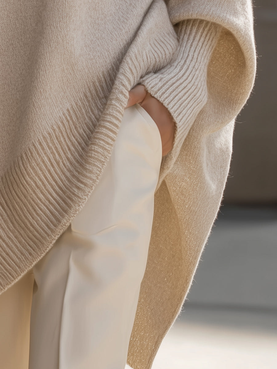 Liv Oversized Strikket Poncho-Genser