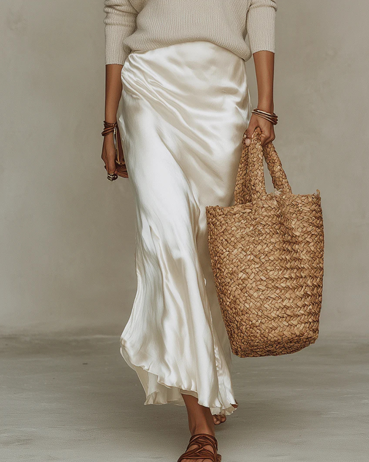 Betsy | Satin Midi Kjole med Matchende Genser Sett