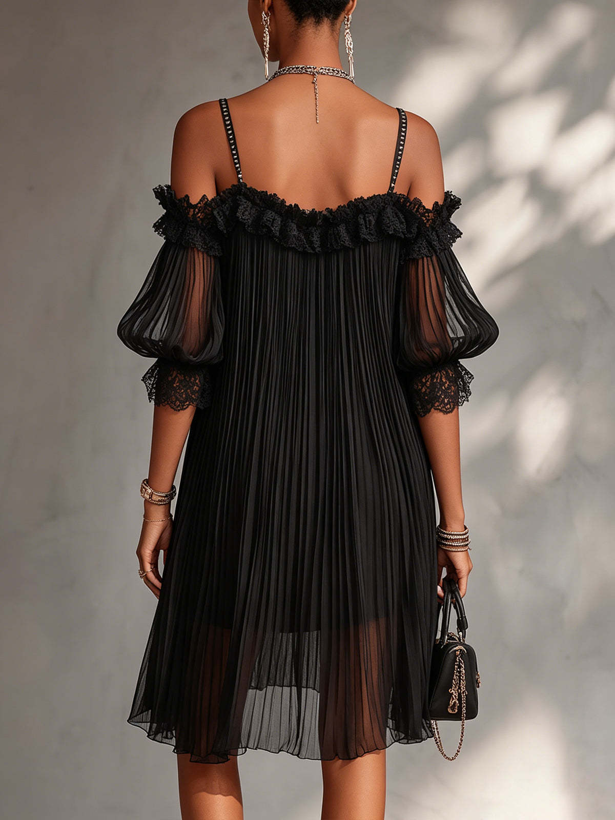 Aurora | Lang Chiffon Kjole med V-hals