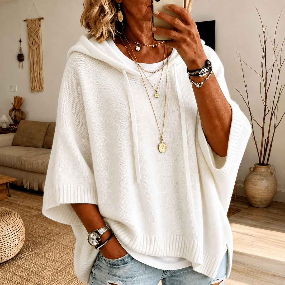 Adeline | Poncho-genser med hette i hvit