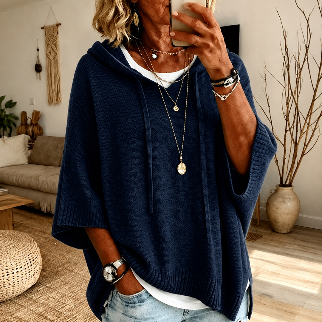 Juliette | Poncho-genser med hette i marineblå